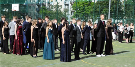 Powiększ grafikę: bal-osmoklasistow-702714.jpg