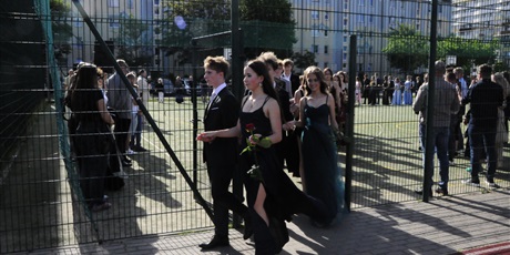 Powiększ grafikę: bal-osmoklasistow-702725.jpg