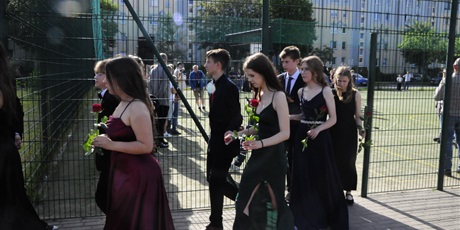 Powiększ grafikę: bal-osmoklasistow-702729.jpg