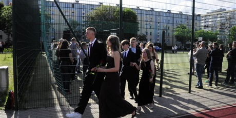 Powiększ grafikę: bal-osmoklasistow-702731.jpg