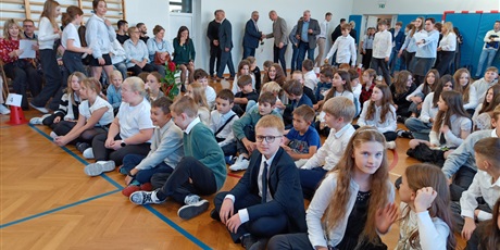 Powiększ grafikę: den-w-sp79-645918.jpg