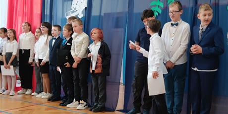 Powiększ grafikę: den-w-sp79-645942.jpg