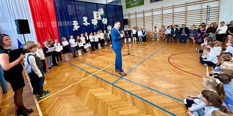 Powiększ grafikę: den-w-sp79-646195.jpg