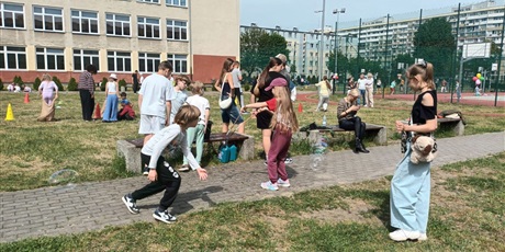 Powiększ grafikę: dzien-dziecka-w-naszej-szkole-696839.jpg