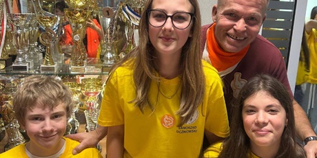 Powiększ grafikę: dzien-tumbo-w-sp-79-dziekujemy-658419.jpg