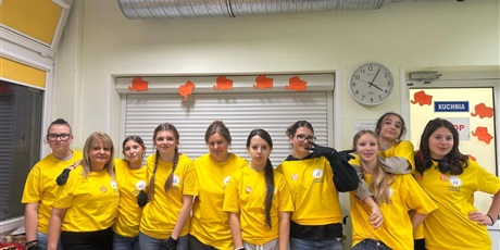 Powiększ grafikę: dzien-tumbo-w-sp-79-dziekujemy-658421.jpg