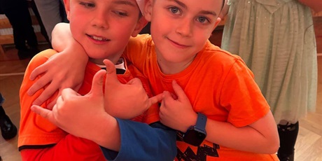 Powiększ grafikę: dzien-tumbo-w-sp-79-dziekujemy-658446.jpg