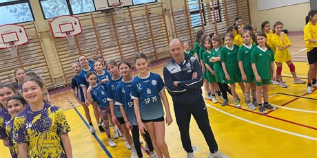 Powiększ grafikę: dziewczyny-w-finale-mistrzostw-gdanska-675201.jpg