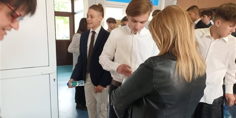 Powiększ grafikę: egzaminy-osmoklasistow-trwaja-614569.jpg