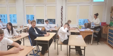 Powiększ grafikę: egzaminy-probne-663025.jpg