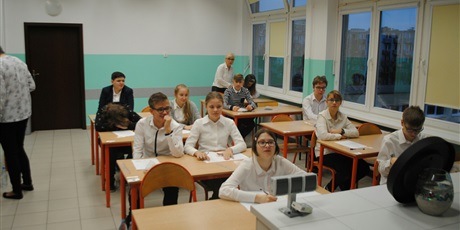 Powiększ grafikę: egzaminy-probne-osmoklasistow-145498.jpg