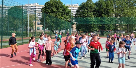 Powiększ grafikę: festyn-z-okazji-dnia-dziecka-619064.jpg