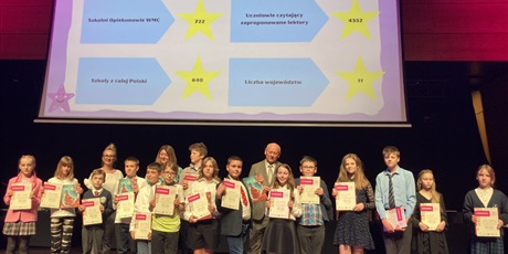 Powiększ grafikę: gala-wielkiego-maratonu-czytelniczego-2024-2025-628203.jpg