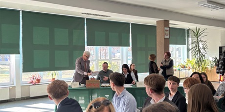 Powiększ grafikę: kinga-kandyduje-do-mlodziezowej-rady-miasta-gdanska-678884.jpg