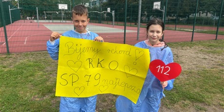 Powiększ grafikę: mali-ratownicy-wielkie-serca-bijemy-rekordy-w-rko-717476.jpg