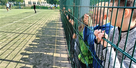Powiększ grafikę: mecz-uczniowie-nauczyciele-624915.jpg