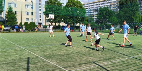 Powiększ grafikę: mecz-uczniowie-nauczyciele-624917.jpg
