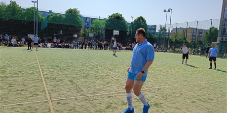 Powiększ grafikę: mecz-uczniowie-nauczyciele-624935.jpg