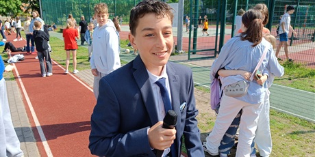 Powiększ grafikę: mecz-uczniowie-nauczyciele-624940.jpg