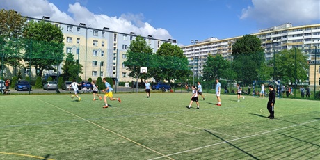 Powiększ grafikę: mecz-uczniowie-nauczyciele-624947.jpg