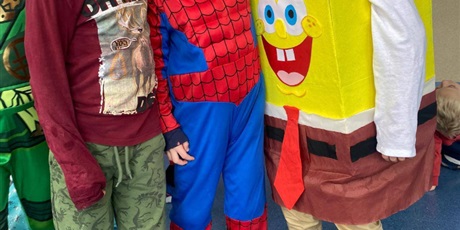 Powiększ grafikę: miedzynarodowy-dzien-postaci-z-bajek-w-naszej-szkole-653445.jpg