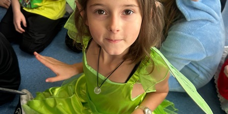 Powiększ grafikę: miedzynarodowy-dzien-postaci-z-bajek-w-naszej-szkole-653464.jpg