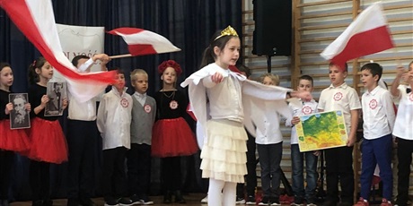 Powiększ grafikę: narodowe-swieto-niepodleglosci-w-sp79-653385.jpg