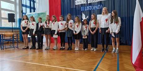 Powiększ grafikę: narodowe-swieto-niepodleglosci-w-sp79-653390.jpg