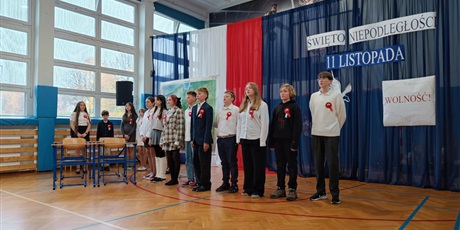 Powiększ grafikę: narodowe-swieto-niepodleglosci-w-sp79-653392.jpg