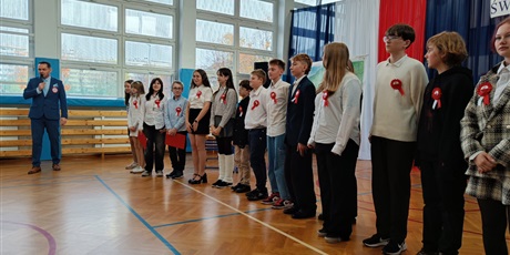 Powiększ grafikę: narodowe-swieto-niepodleglosci-w-sp79-653403.jpg