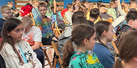 Powiększ grafikę: niewypowiedziane-slowa-nie-jestes-sam-dla-uczniow-klas-1-3-oraz-4-5-679778.jpg