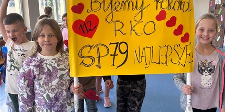 Powiększ grafikę: ogolnopolski-dzien-bicia-rekordu-w-pierwszej-pomocy-wosp-647892.jpg