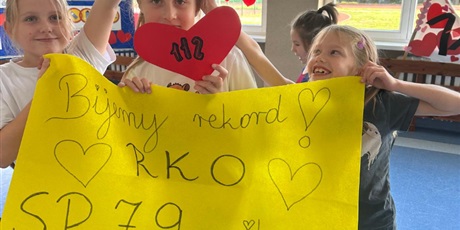 Powiększ grafikę: ogolnopolski-dzien-bicia-rekordu-w-pierwszej-pomocy-wosp-647895.jpg