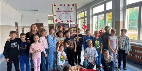 Powiększ grafikę: ogolnopolski-dzien-bicia-rekordu-w-pierwszej-pomocy-wosp-647896.jpg