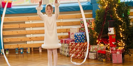 Powiększ grafikę: przedstawienia-swiateczno-noworoczne-667690.jpg