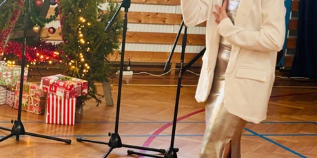 Powiększ grafikę: przedstawienia-swiateczno-noworoczne-667693.jpg