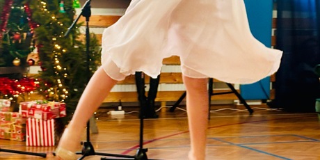 Powiększ grafikę: przedstawienia-swiateczno-noworoczne-667698.jpg