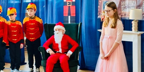 Powiększ grafikę: przedstawienia-swiateczno-noworoczne-667701.jpg