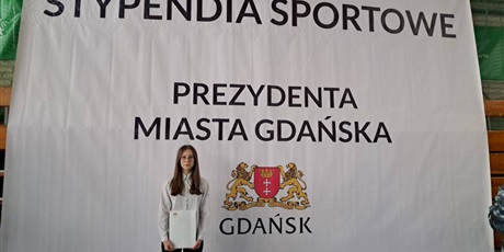 Powiększ grafikę: stypendium-sportowe-gratulujemy-586254.jpg