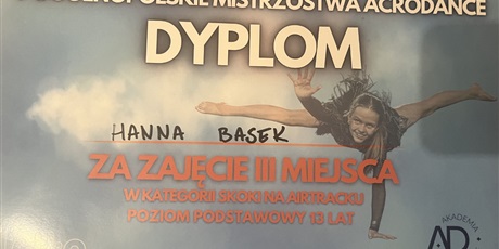 Powiększ grafikę: sukces-hani-w-mistrzostwach-acrodance-683607.jpg