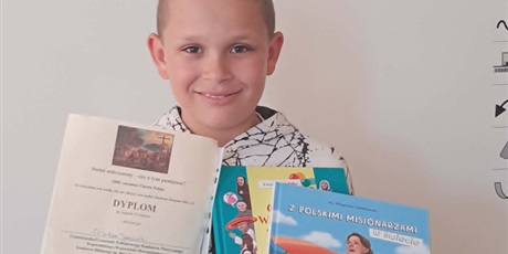 Sukcesy w Powiatowym Plastycznym Konkursie Biblijnym