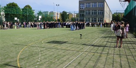 Powiększ grafikę: to-byl-bal-627006.jpg