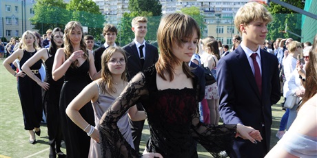 Powiększ grafikę: to-byl-bal-627012.jpg