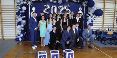 Powiększ grafikę: to-byl-bal-627021.jpg