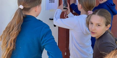 Powiększ grafikę: tydzien-zdrowia-w-sp79-biegi-na-orientacje-688893.jpg