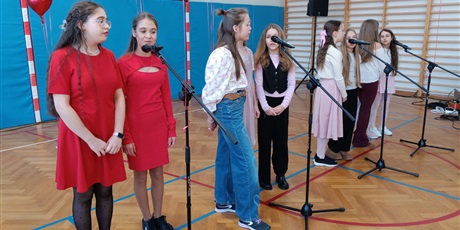 Powiększ grafikę: walentynkowy-koncert-675721.jpg