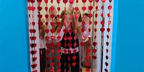 Powiększ grafikę: walentynkowy-koncert-675723.jpg