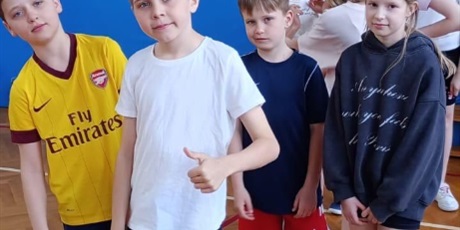 Powiększ grafikę: wiosenny-turniej-sportowy-klas-0-3-690362.jpg