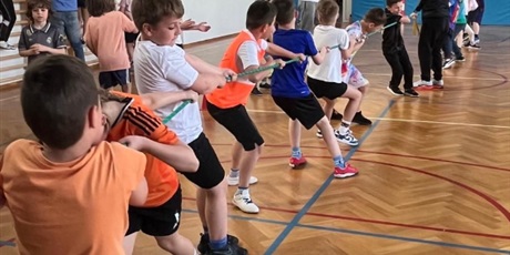 Powiększ grafikę: wiosenny-turniej-sportowy-klas-0-3-690366.jpg