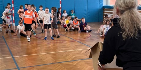 Powiększ grafikę: wiosenny-turniej-sportowy-klas-0-3-690375.jpg